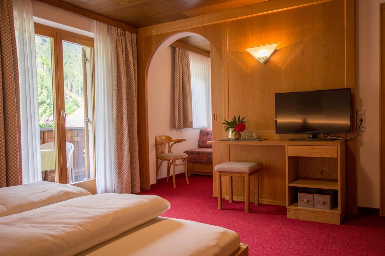 بارتنين Pension Christophorus Hotel Garni المظهر الخارجي الصورة