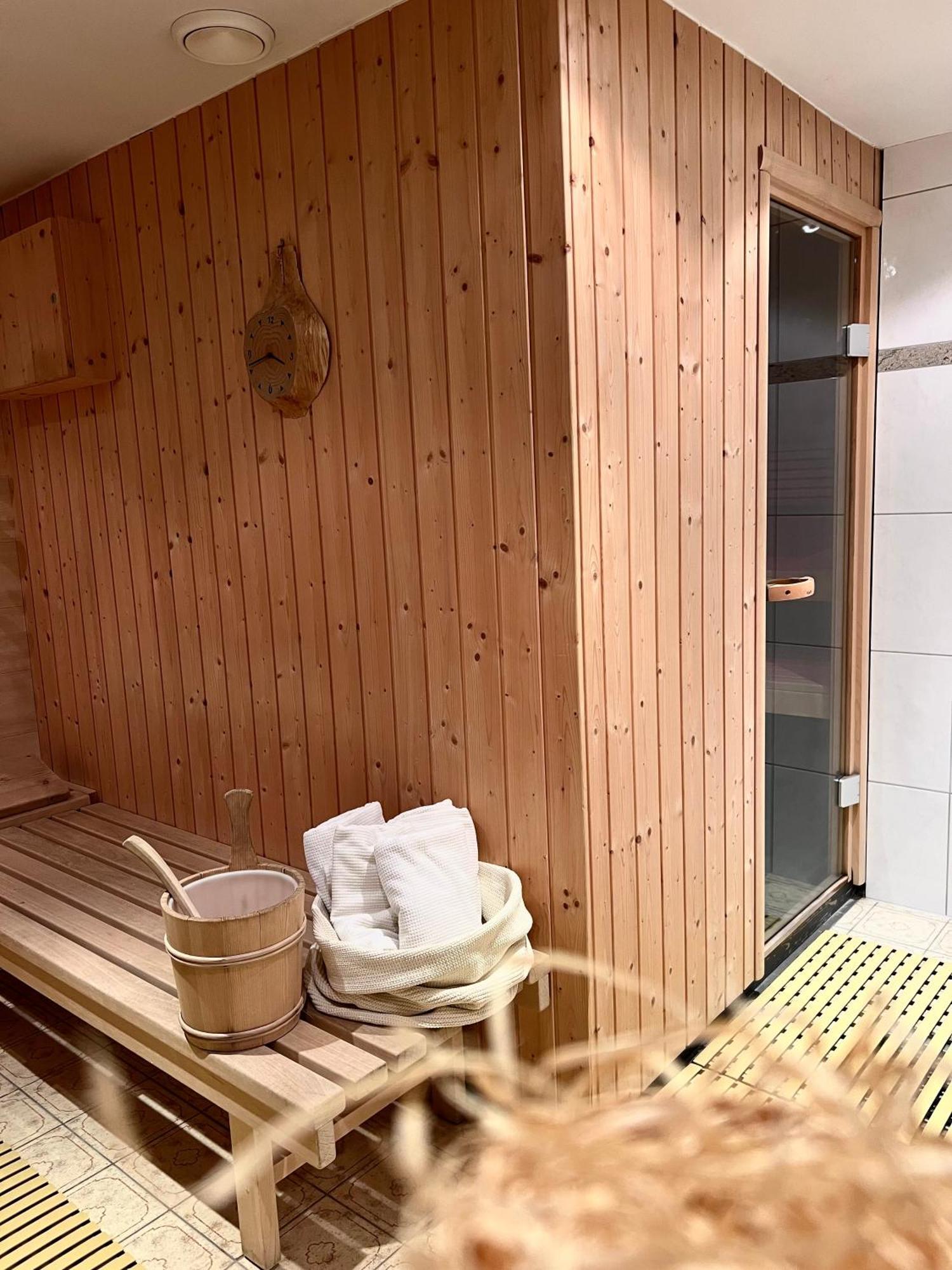 بارتنين Pension Christophorus Hotel Garni المظهر الخارجي الصورة